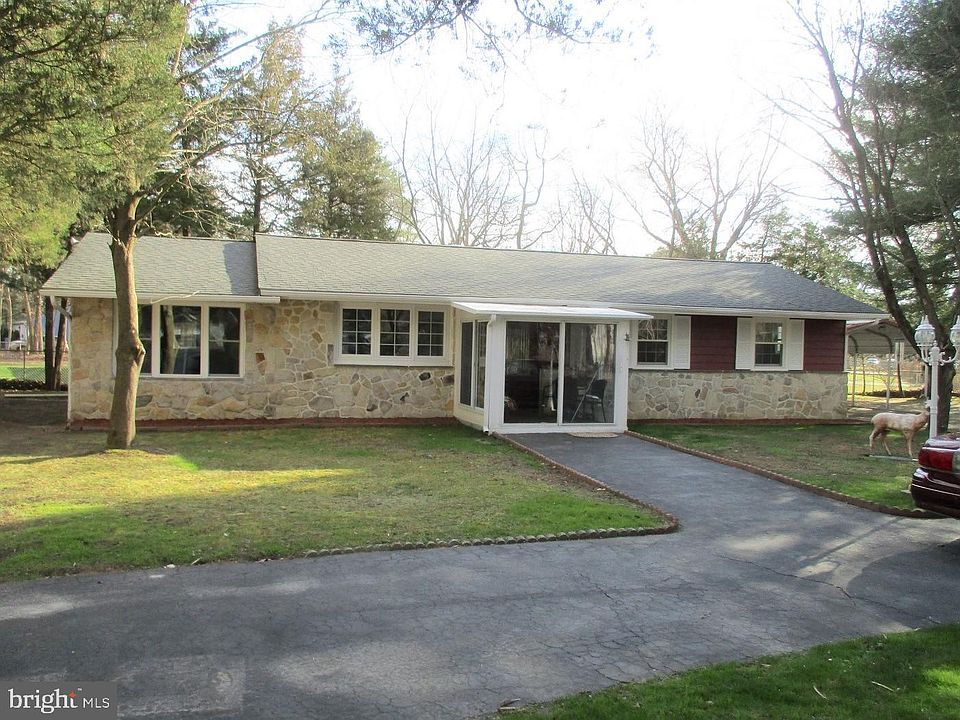 1st image of 30 Wildgeese Cir