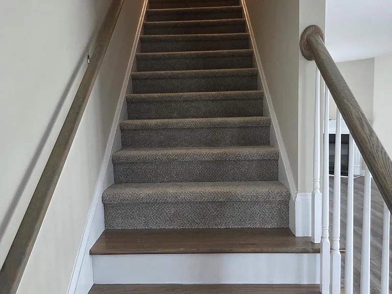 325 S Pointe Dr #B — Photo 15