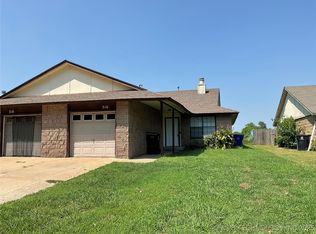 316 W Quantico St S, Broken Arrow, OK 74011