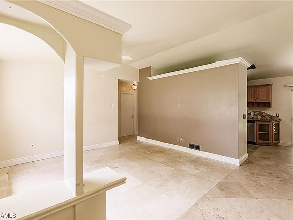 5th image of 3410 SW 5th Pl