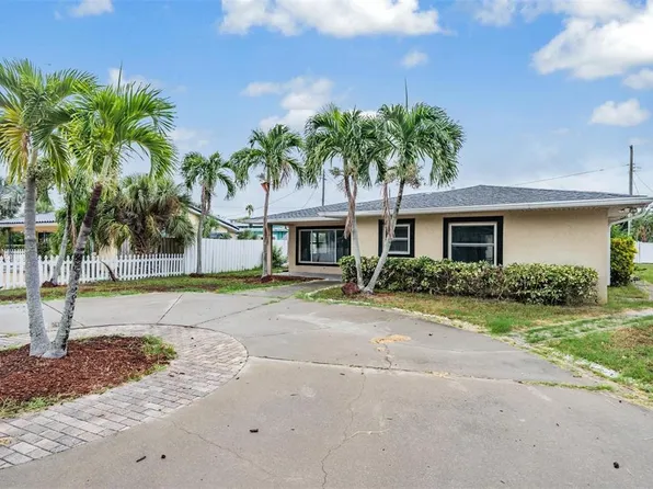 442 46th Ave, Saint Pete Beach, FL 33706