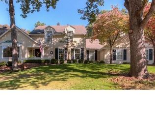13233 Pinetree Lake Dr, Chesterfield, MO 63017