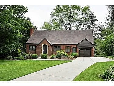 123 Sycamore Dr photo 1