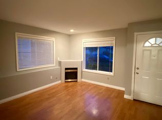 5112 Browns Point Blvd APT D, Tacoma, WA