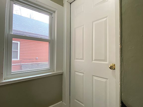 Entrance, up one flight of steps. Apartment does not share walls or ceilings with neighbors.