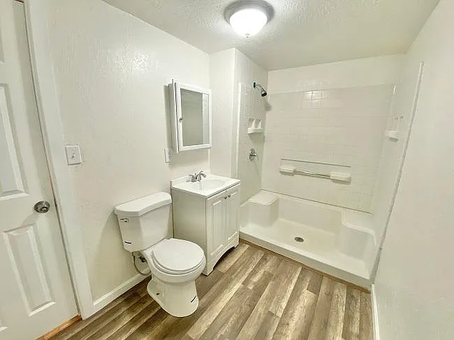 1620 W Colorado St — Photo 7