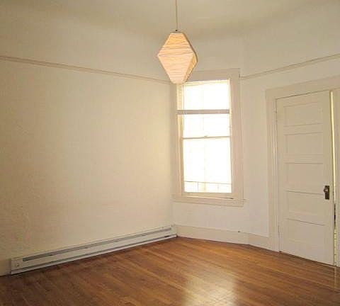 4th image of 85 Carl St APT 8