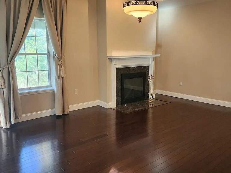 212 Saint Johns Ave #212 — Photo 8