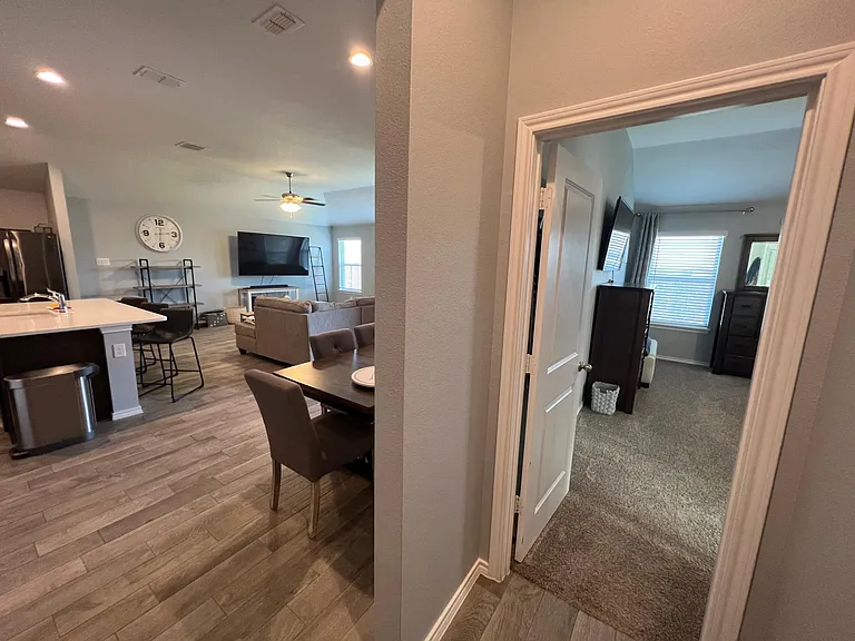 208 High Point Way — Photo 17