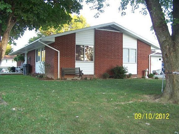 2nd image of 2703 Brookhaven Dr