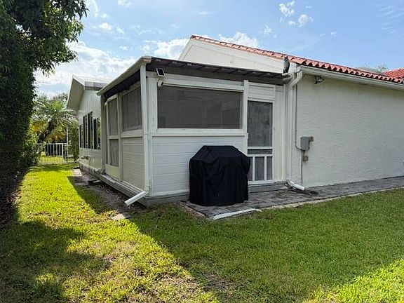5th image of 3963 Redondo Court