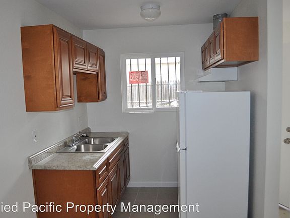 4th image of 1226 W Belleview St #5