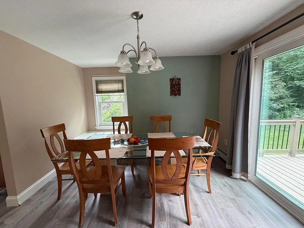 2 bed, 2.0 bath, 1342 sqft, $2,500 — Photo 4