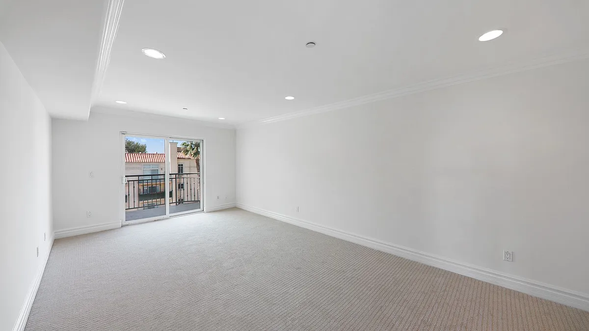 Building Photo - 8610 Chalmers Dr