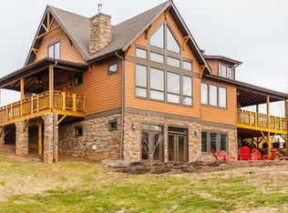 11 Hominy Heights Ln, Candler, NC 28715