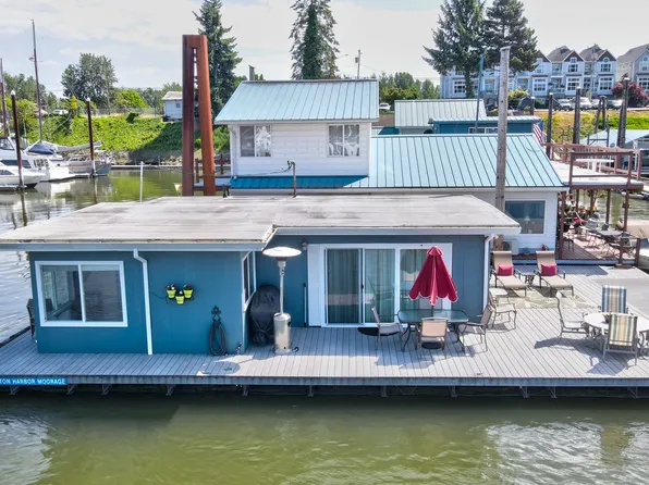 559 NE Bridgeton Rd Slip 6, Portland, OR 97211