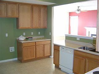 3rd image of 4267 N Yorkshire Sq
