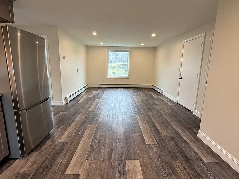 33 Johnson Meadow Rd #A — Photo 3