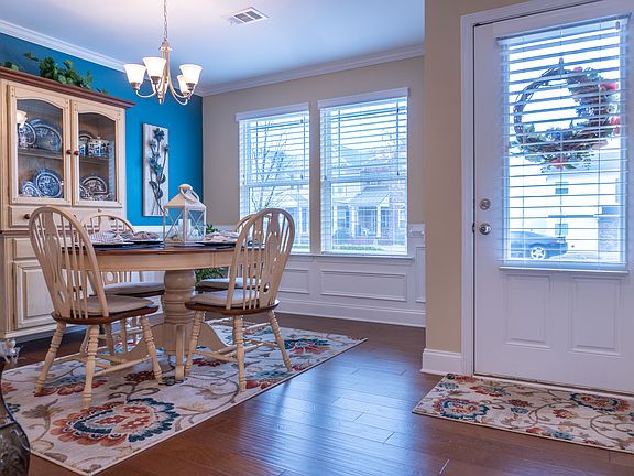 4th image of 5830 Garden Cir