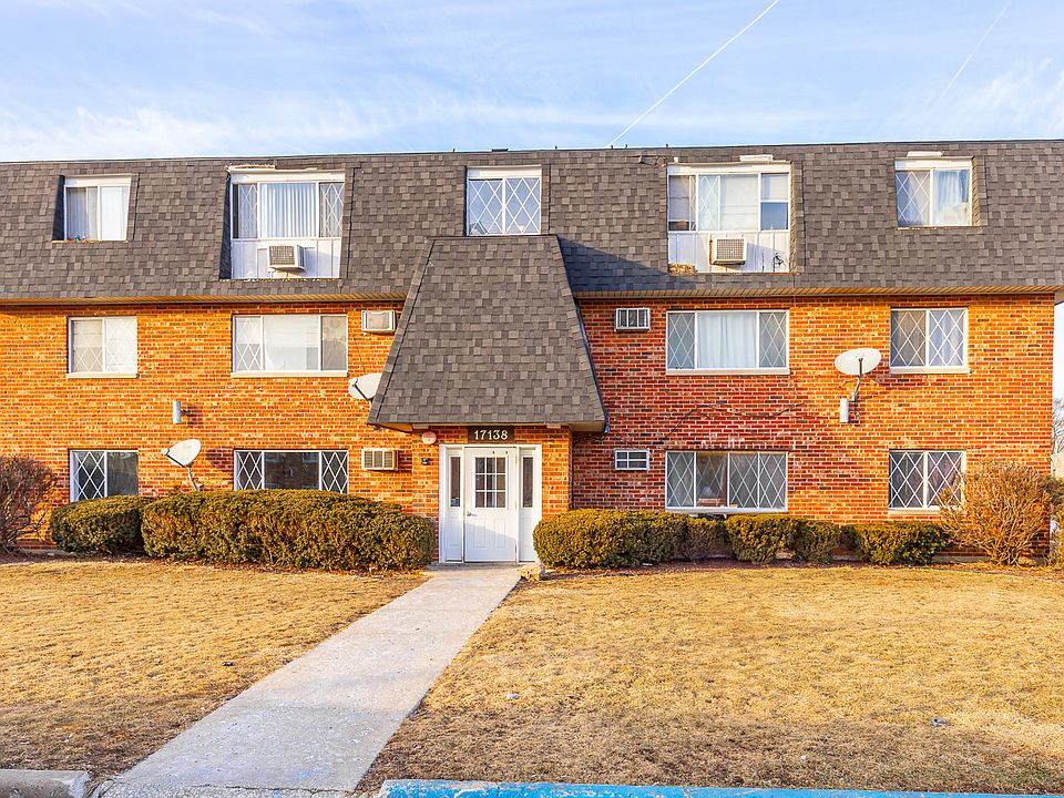 1st image of 17138 S 71st Ave #5