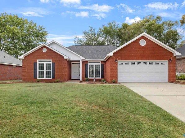 1512 Oak Lea Rd SW, Decatur, AL 35603