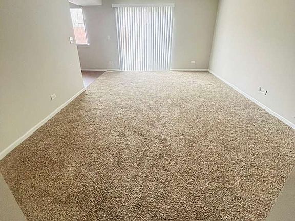 5th image of 1772 Howe Ln