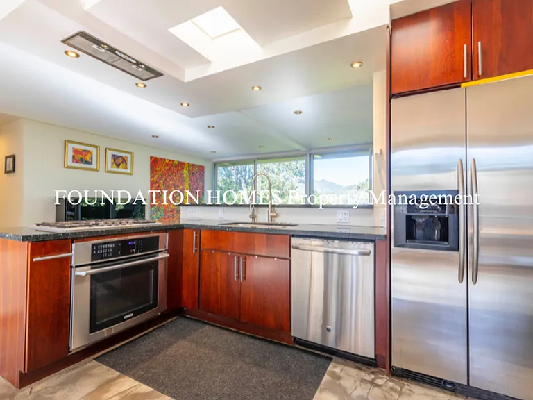 24 Longfellow Rd — Photo 4