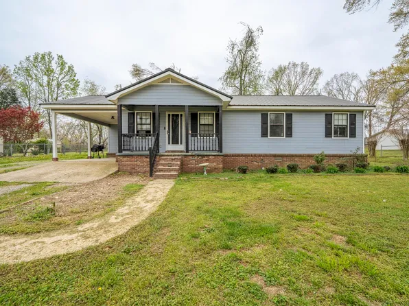 235 Parkview Dr, Savannah, TN 38372