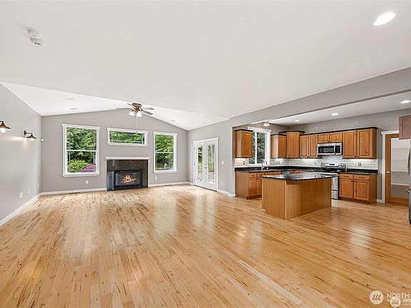 5th image of 13123 320th Street Ct E