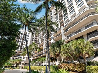 540 Brickell Key Dr APT 1414, Miami, FL 33131