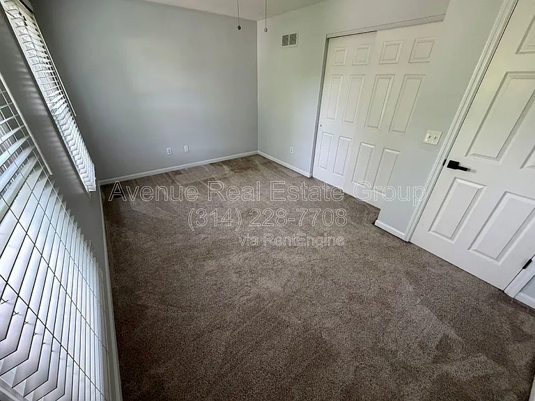 15812 Cedarmill Dr — Photo 15
