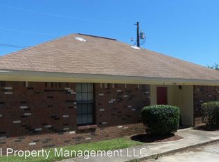 108 E Garrard Rd APT 304B, Starkville, MS 39759