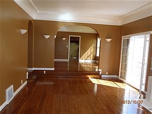 2nd image of 3030 S Norton Ave