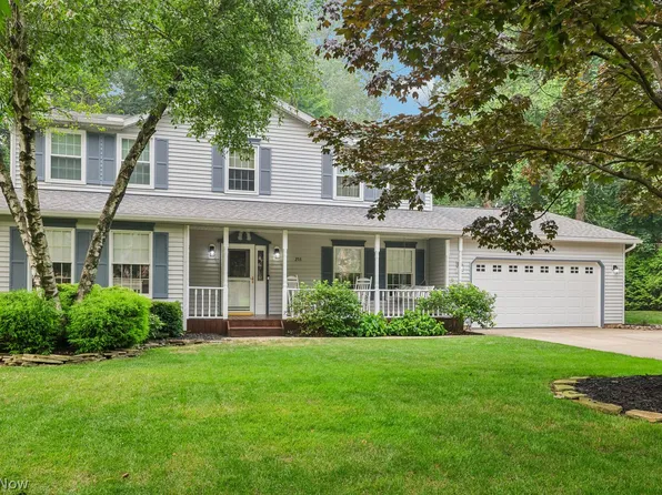 253 Steeplechase Ln, Munroe Falls, OH 44262