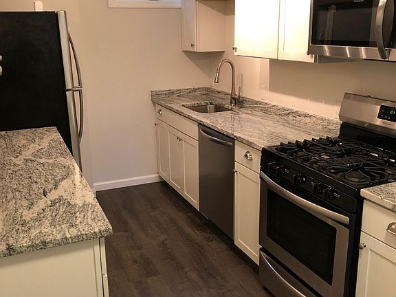 5th image of 594 Main St APT 1
