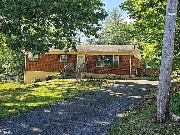 2nd image of 212 Ogden Rd