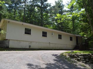 130 Stadden Rd, Stroudsburg, PA 18360