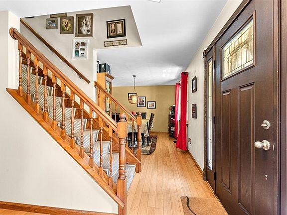 5th image of 340 Dogwood Dr