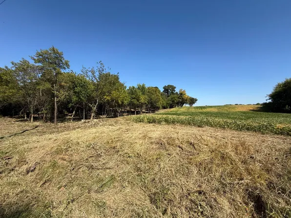 1 Bentley Rd, Brookville, IN 47012