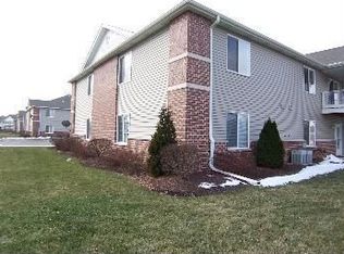 1375 Rock Run Dr UNIT 3, Crest Hill, IL 60403