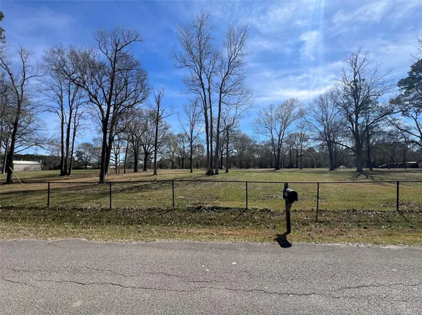 545 County Road 3017, Dayton, TX 77535