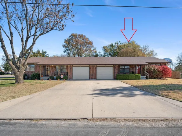 1600 Fairway Dr, Augusta, KS 67010