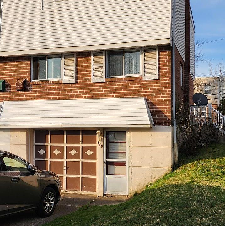 1st image of 840 Lawler St