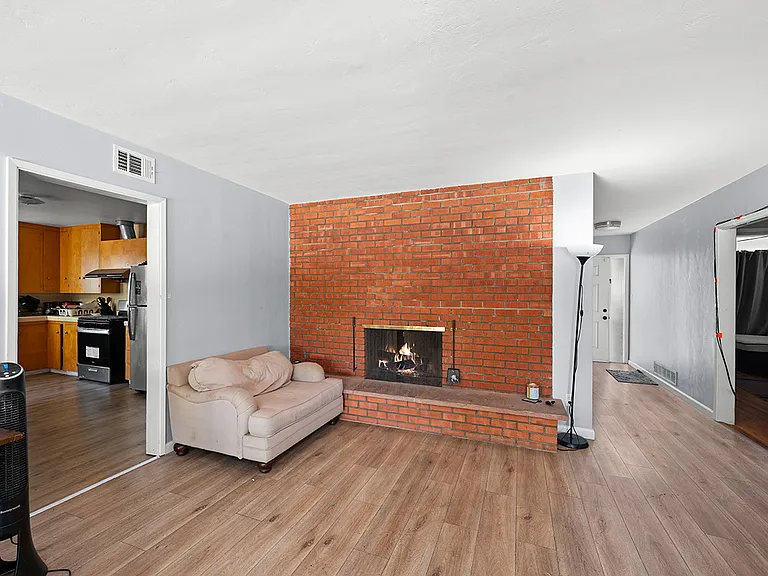 5039 Campanile Dr — Photo 13