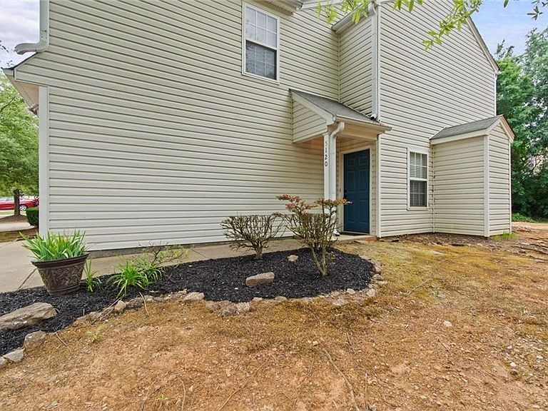 Listing photo 4
