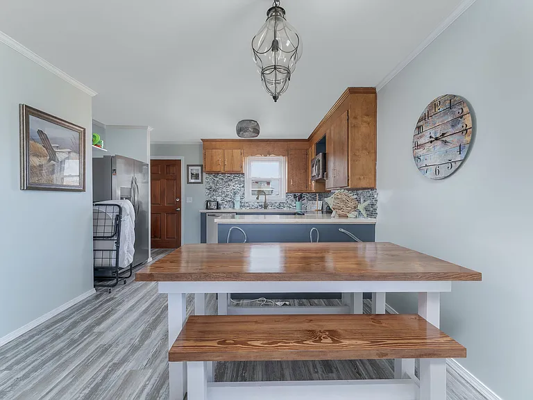 102 Wilson St — Photo 10