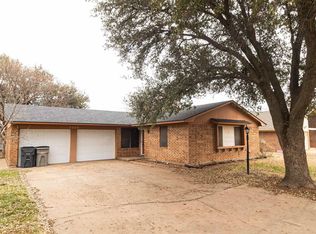 2220 Selma Dr, Wichita Falls, TX 76306