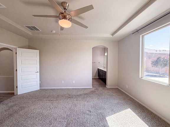 4th image of 6384 Red Falcon Dr NE