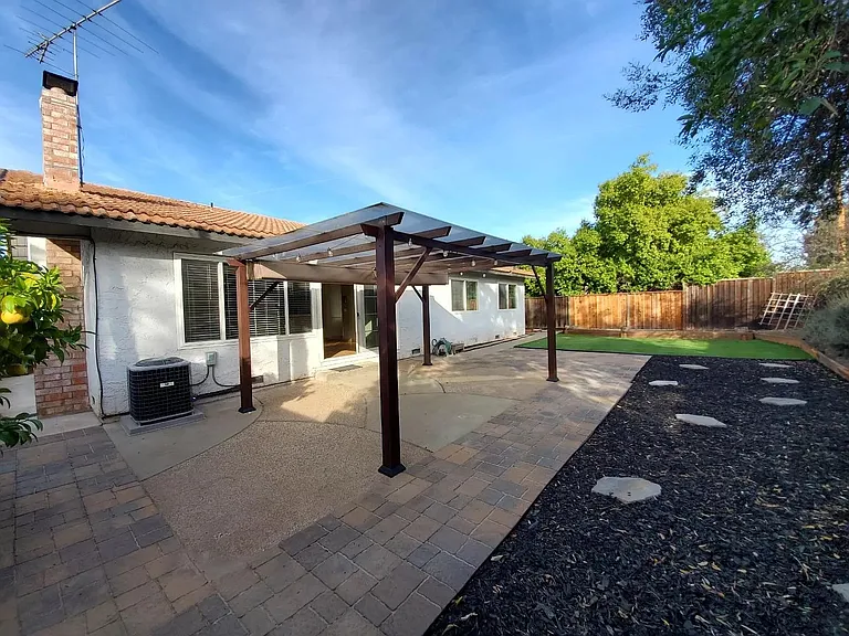 1626 Canna Ln — Photo 21