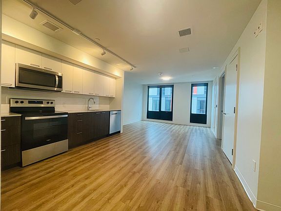 5th image of 280 Western Ave #207